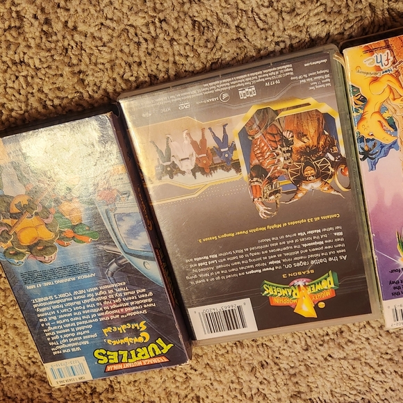 Vintage DVD and VHS tapes - Picture 2 of 3